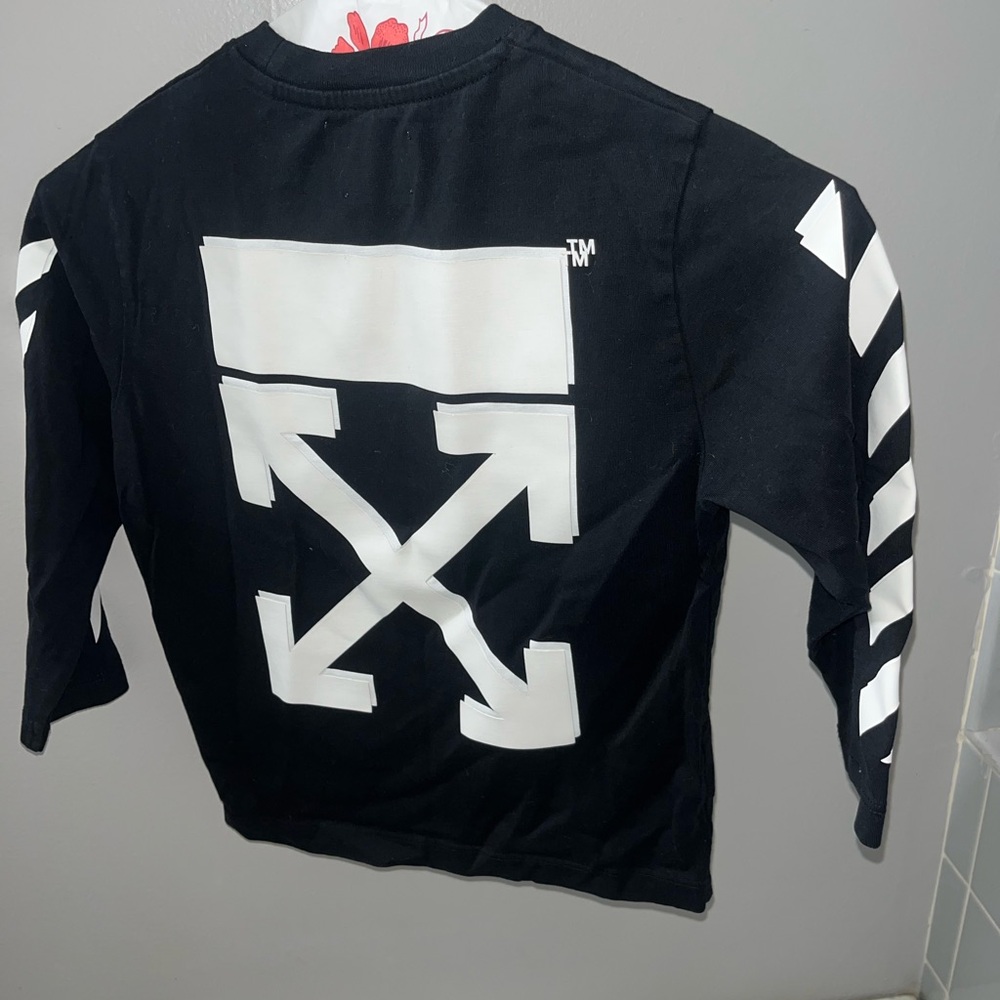 Off-white boys 4T outfit, long sleeve T-shirt and jeans